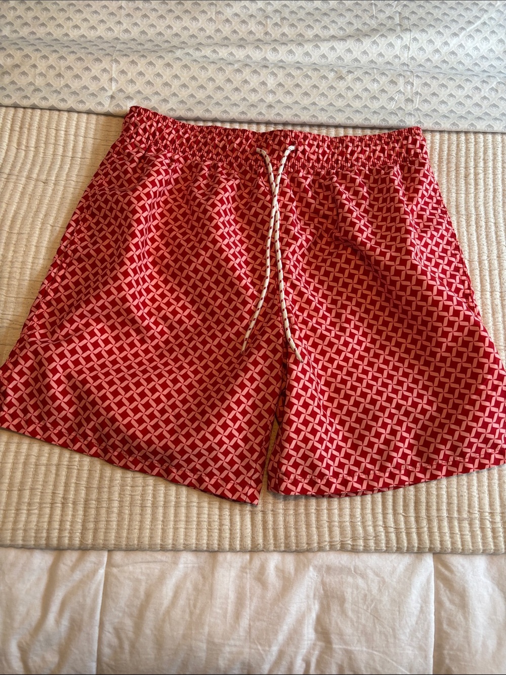 Goodfellow & Co Red Geometric Men’s Athletic Shorts